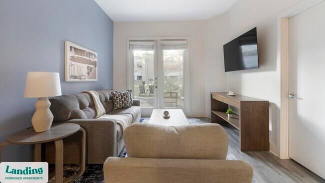 Building Photo - 810 W St Johns Ave