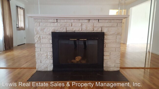 Foto del edificio - 3 br, 2 bath House - 4339 S Junett St