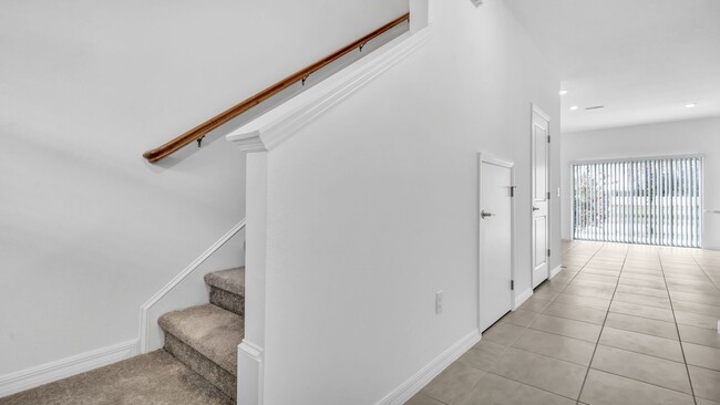 Building Photo - Brand New 3 Bds/2.5 Bth Townhome Centrally...