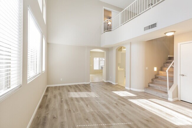 Foto del edificio - 763 E Whitten St