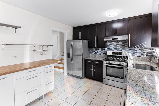 Foto del edificio - 22582 Winfield Rd