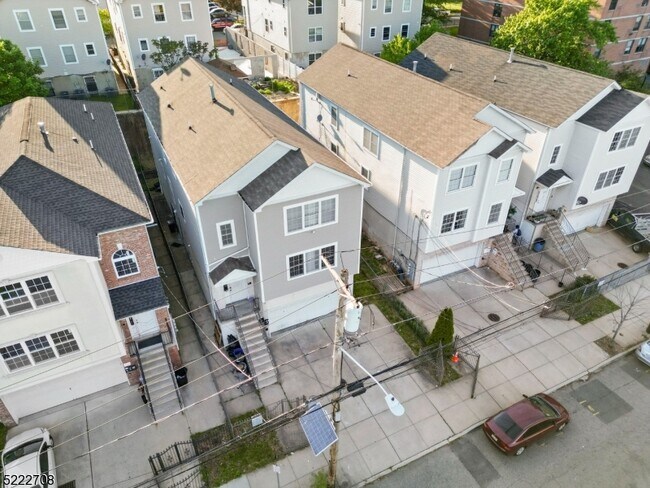 Foto del edificio - 277 Morris Ave