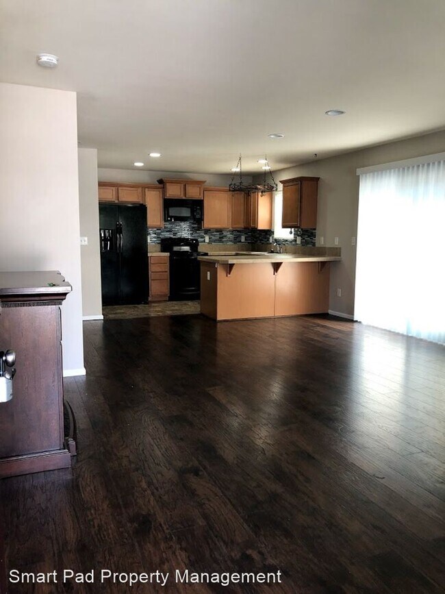 Foto del edificio - 3 br, 2.5 bath House - 8707 Oslo Lane NE
