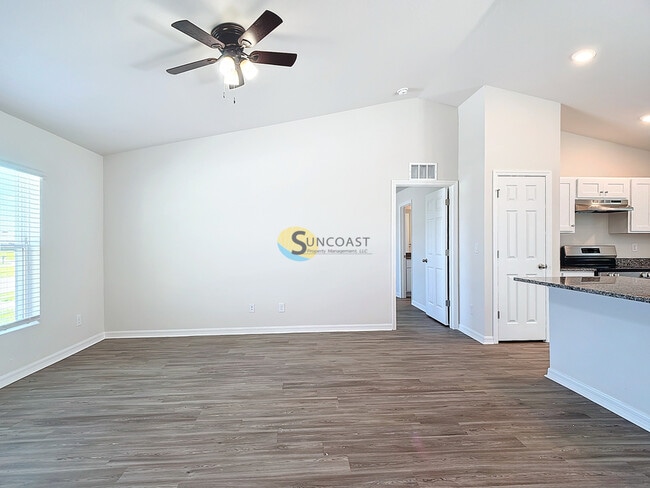 Foto del edificio - Step into Your New Home - Tour Today