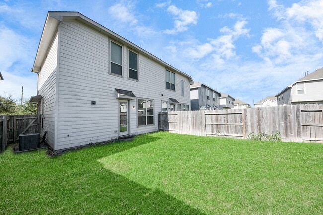 Foto del edificio - 1635 Ryon Falls Dr