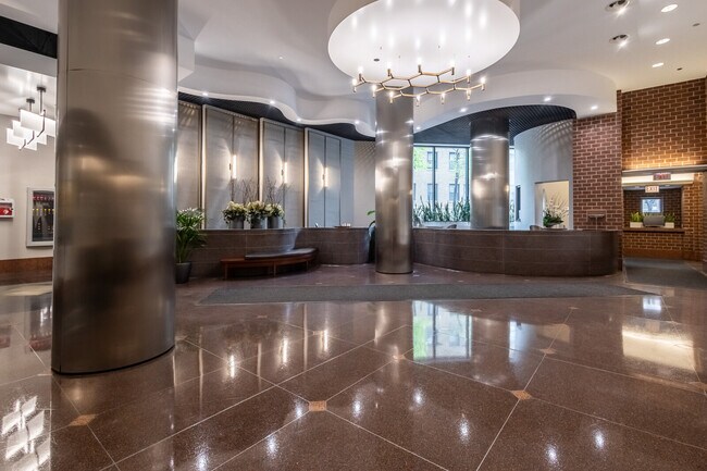 Foto del edificio - 3660 N Lake Shore Dr