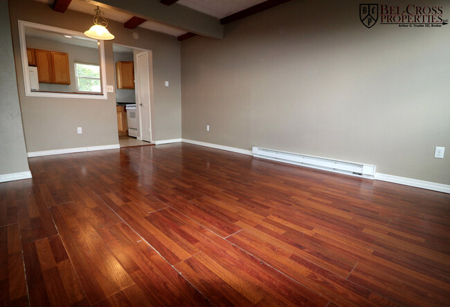 Building Photo - Affordable 2 Bedroom, 1 Bath Townhouse - A...