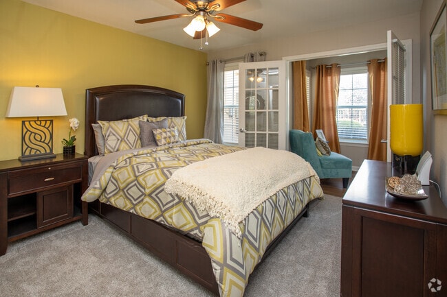 !BR,1BA-878SF - Westcott Apartments