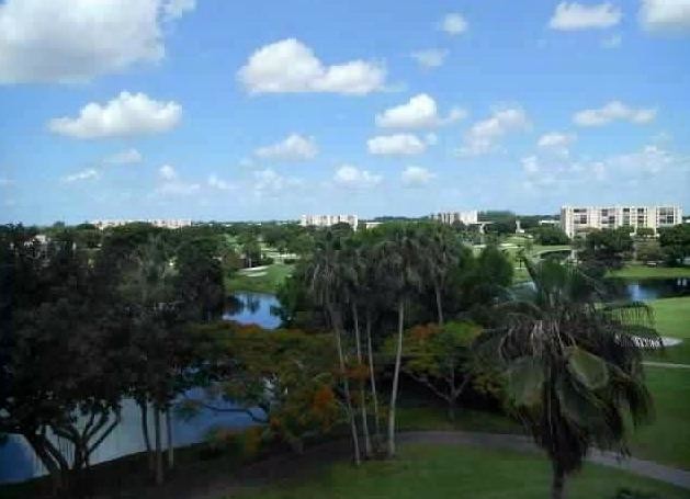 Building Photo - 14527 Bonaire Blvd