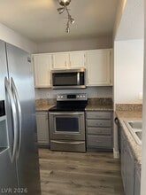 Building Photo - 5055 W Hacienda Ave