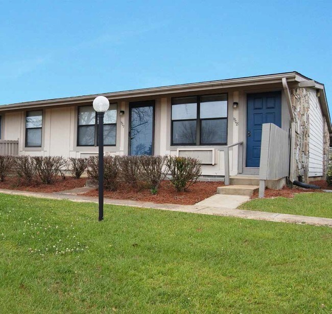 Lakeshore Apartments Rentals Fort Oglethorpe, GA