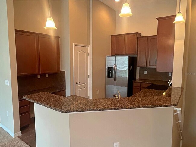 Building Photo - 5732 Kinglethill Dr