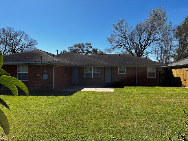 Building Photo - 4134 Osby Dr