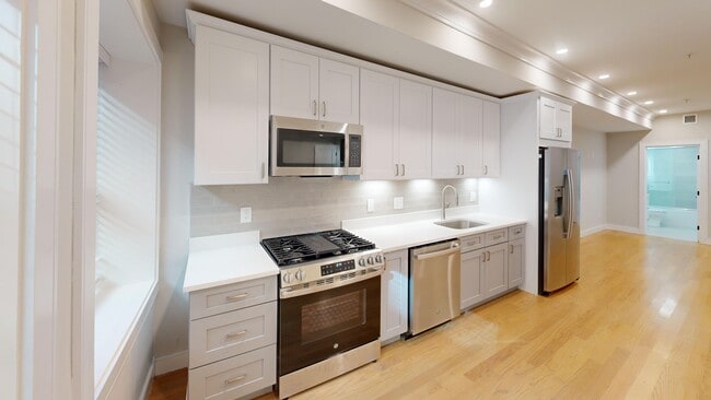 Building Photo - 220 Tremont St