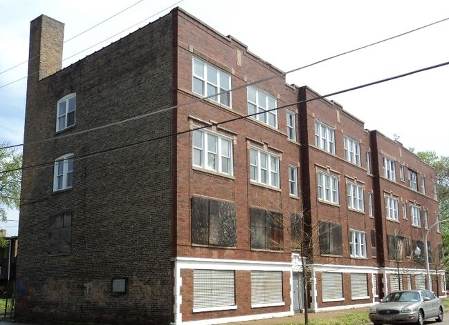 Foto del edificio - 5756-5758 S Green St