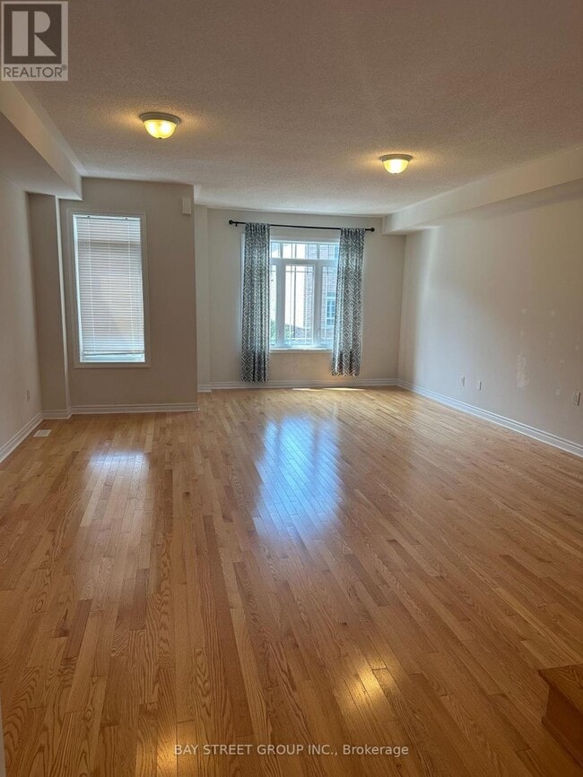 Building Photo - 112 Gordon Cir