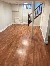 Building Photo - 132 Phoenix St