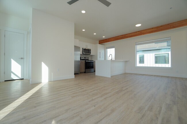 Building Photo - 4625 N Iota Ln