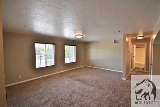 Building Photo - Marvelous 3 Bedroom Magna Condo
