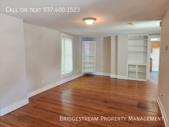 Foto del edificio - Bright and spacious 3 bed 1 bath home with...