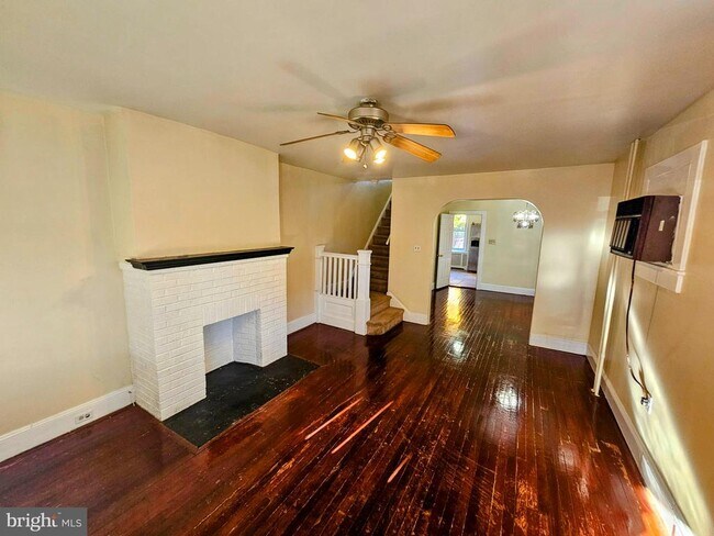 Foto del edificio - 341 Hillcrest Ave