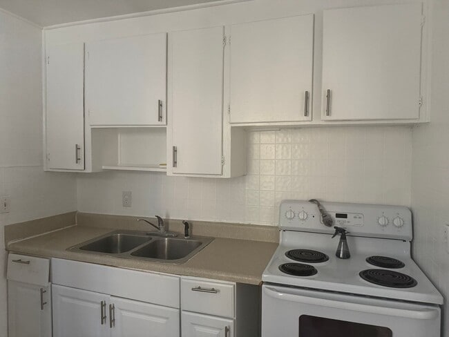 Foto del edificio - Cute 2/1 for rent