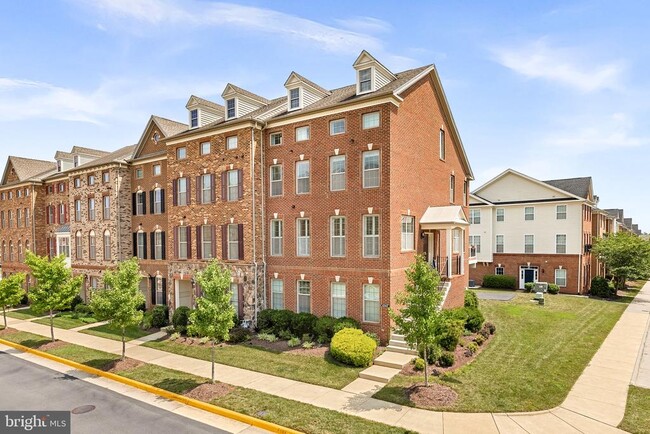 Building Photo - 43117 Shore Square