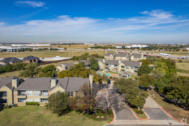 Aerial Photo - Oaks on the Ridge