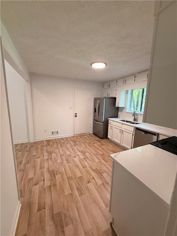 Building Photo - 3315 Canterbury Trail