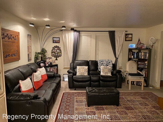Building Photo - 3 br, 2.5 bath House - 4077 SW 188th Ave