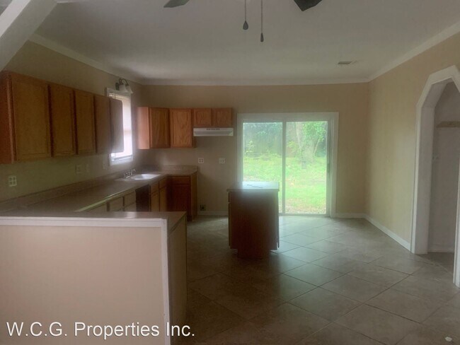 Building Photo - 3 br, 2 bath House - 315 Lister