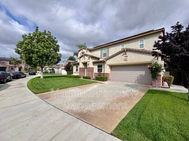Foto del edificio - 36948 Silk Tree Ct