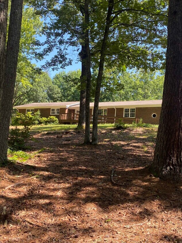 Primary Photo - 1608 Black Mountain Rd