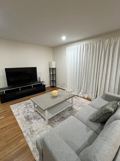 Foto del edificio - 522 E Indian Spring Dr