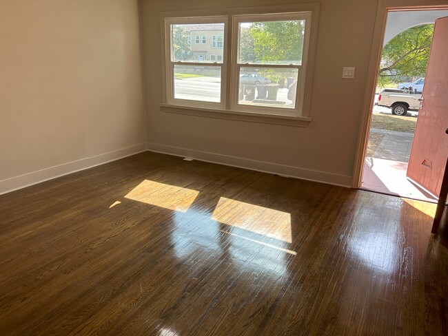 Front Room - living room - 1533 Hauser Blvd