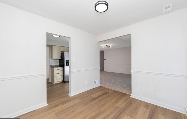 Building Photo - 222 Echelon Rd