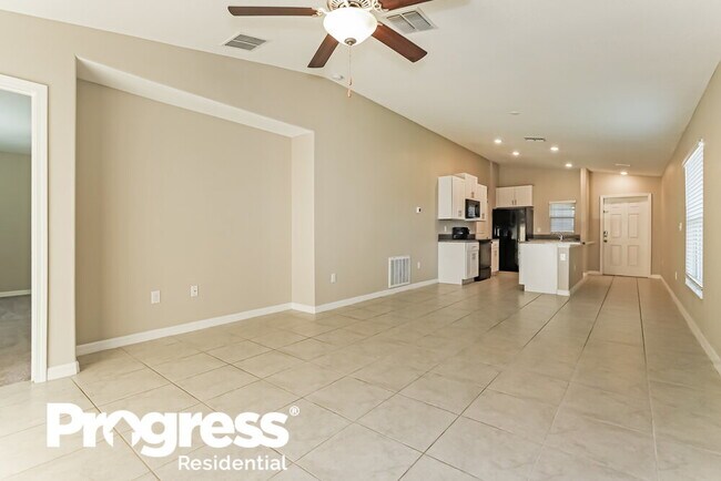 Building Photo - 15604 Greenleaf Bay St