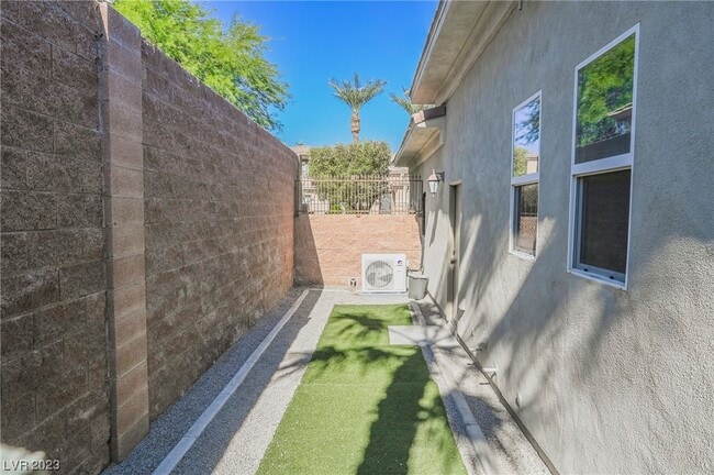 Foto del edificio - 1705 Choice Hills Dr