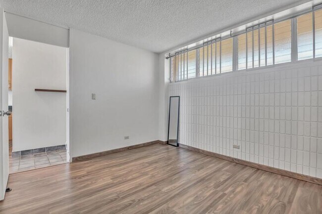 Foto del edificio - 4300 Waialae Ave