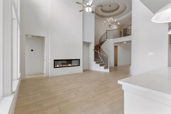 Building Photo - 407 Mathis Lk Ct
