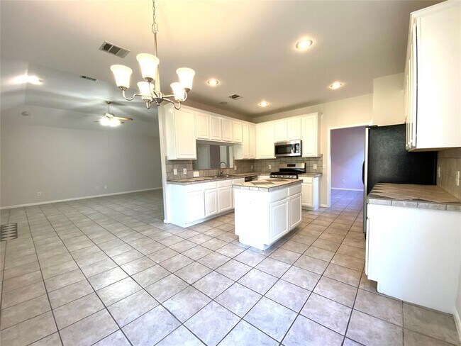 Building Photo - 7720 Elkhorn Mountain Trail