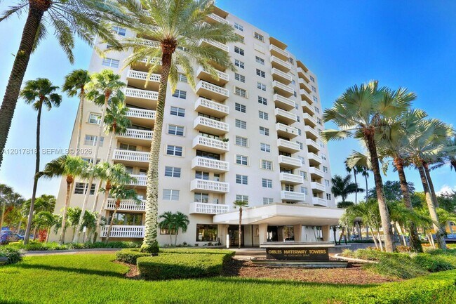 Foto del edificio - 90 Edgewater Dr