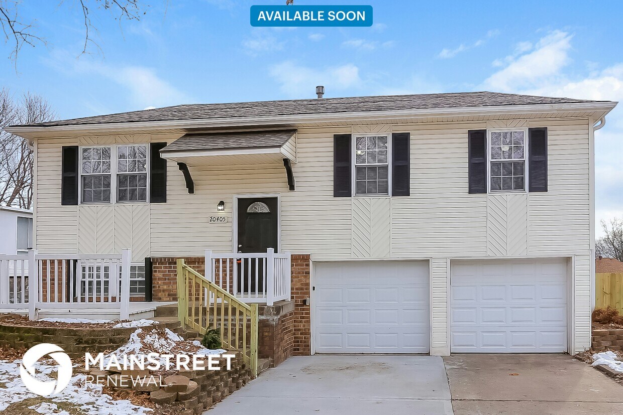 Foto principal - 20405 E 17th Terrace N