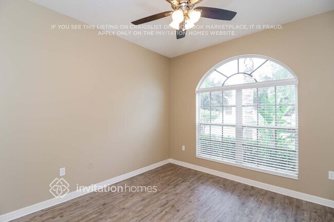 Foto del edificio - 6503 Rock Bridge Ln