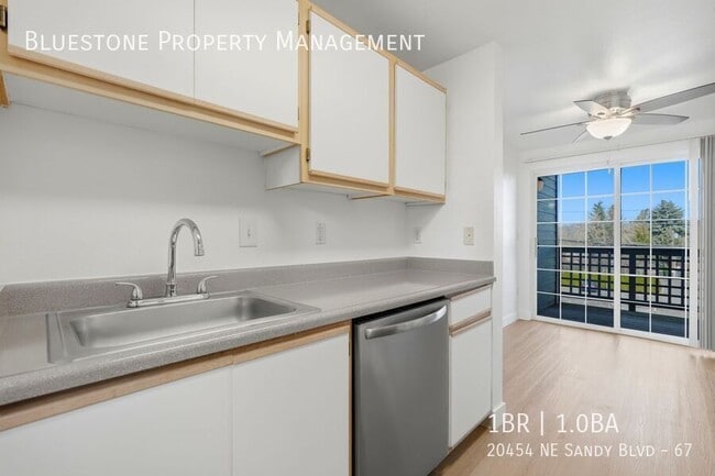 Building Photo - 20454 NE Sandy Blvd