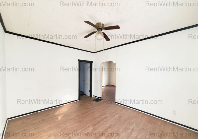 Foto del edificio - 1020 Columbia St