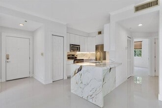 Building Photo - 1803 N Flagler Dr