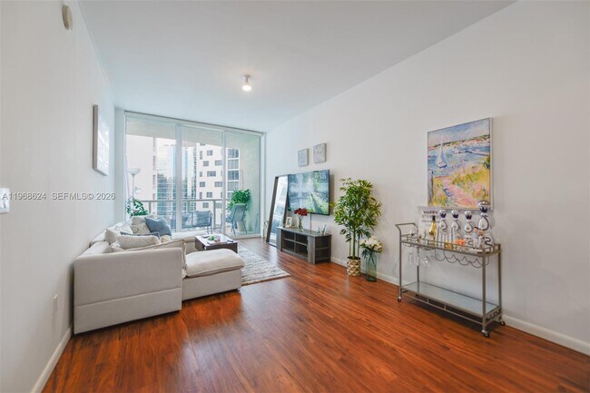 Foto del edificio - 218 SE 14th St