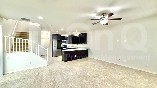 Foto del edificio - 2282 S Deerfield Ln