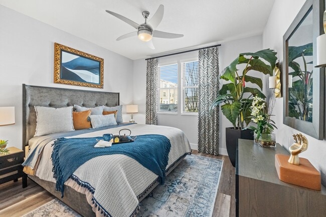 Interior Photo - Addison Square